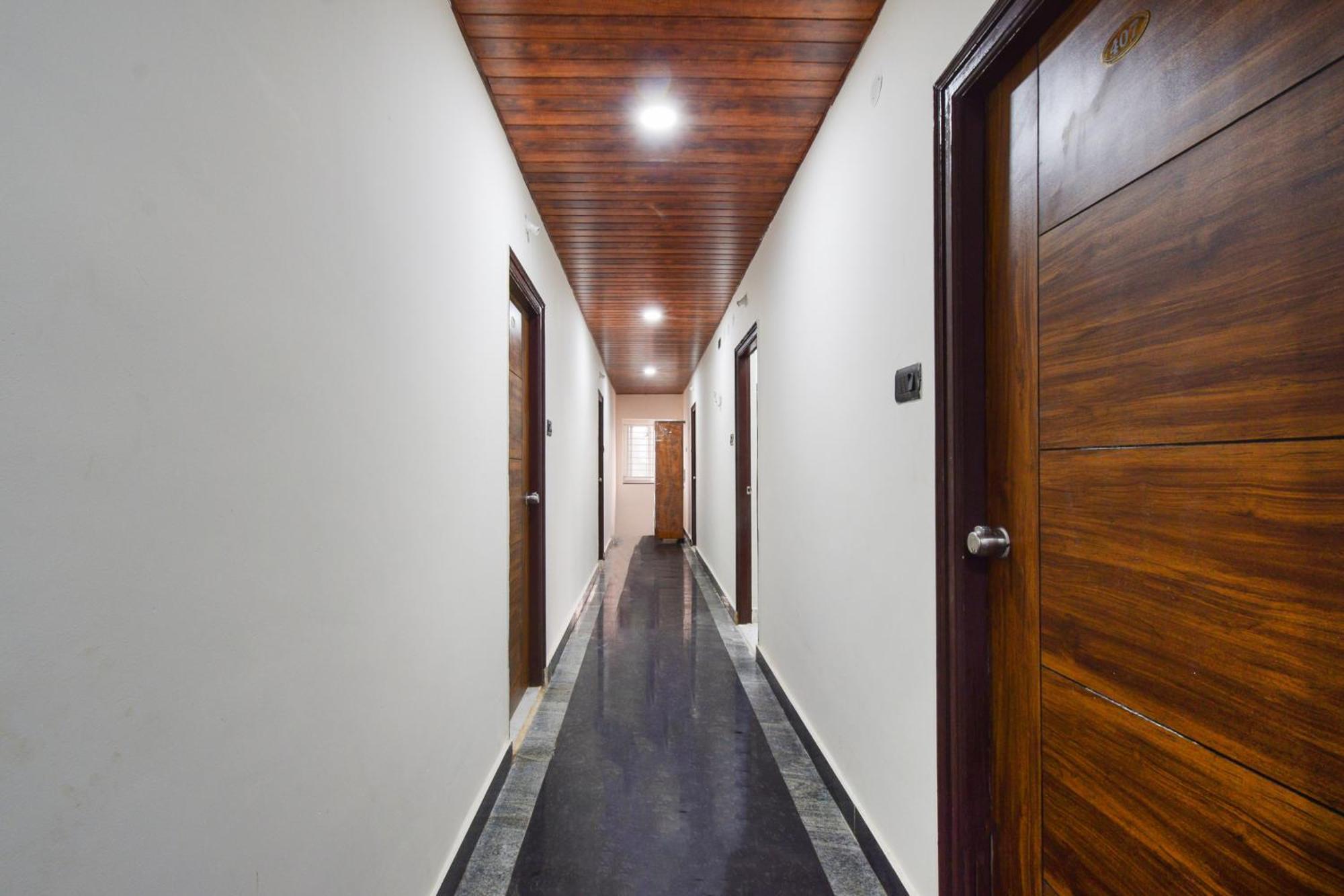 Hotel Super Collection O Gachibowli Phase - 1 Near Isb Esterno foto